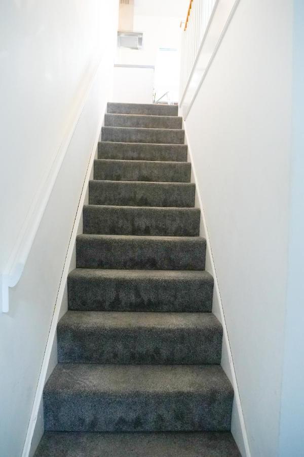 Stunning Two-Bedroom Apartment At A3Ree, Free Parking, Near Cribbs Causeway Mall Bristol Buitenkant foto